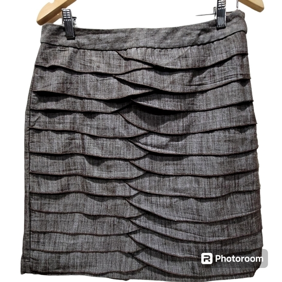 CATO Size 10 Gray Layered Ruffle Work Career Skirt Wardrobe Zippered - Picture 1 of 8